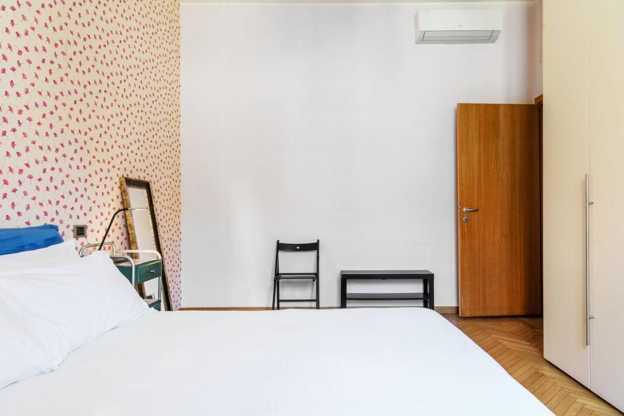 Colored And Spacious Flat Close To Navigli By Easylife Mediolan Zewnętrze zdjęcie